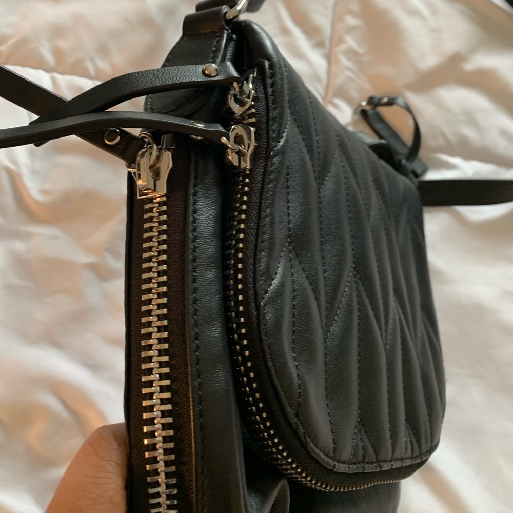 Purse - Picture 2 of 4